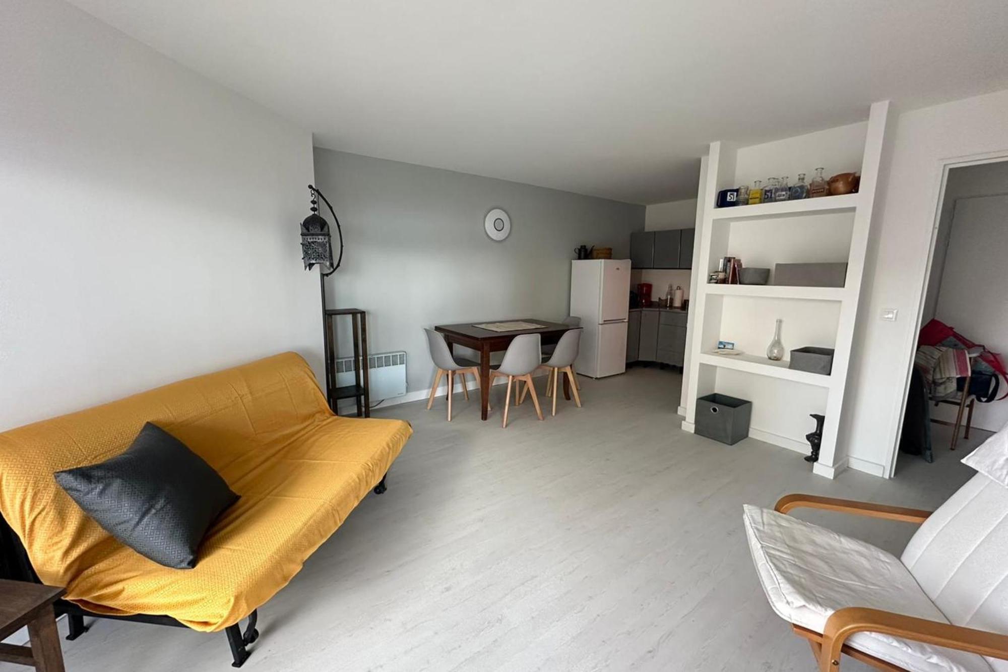 Spacieux Deux Pieces En Front De Mer Pour 4 Personnes Ref Plage 12 Saint-Raphaël Dış mekan fotoğraf